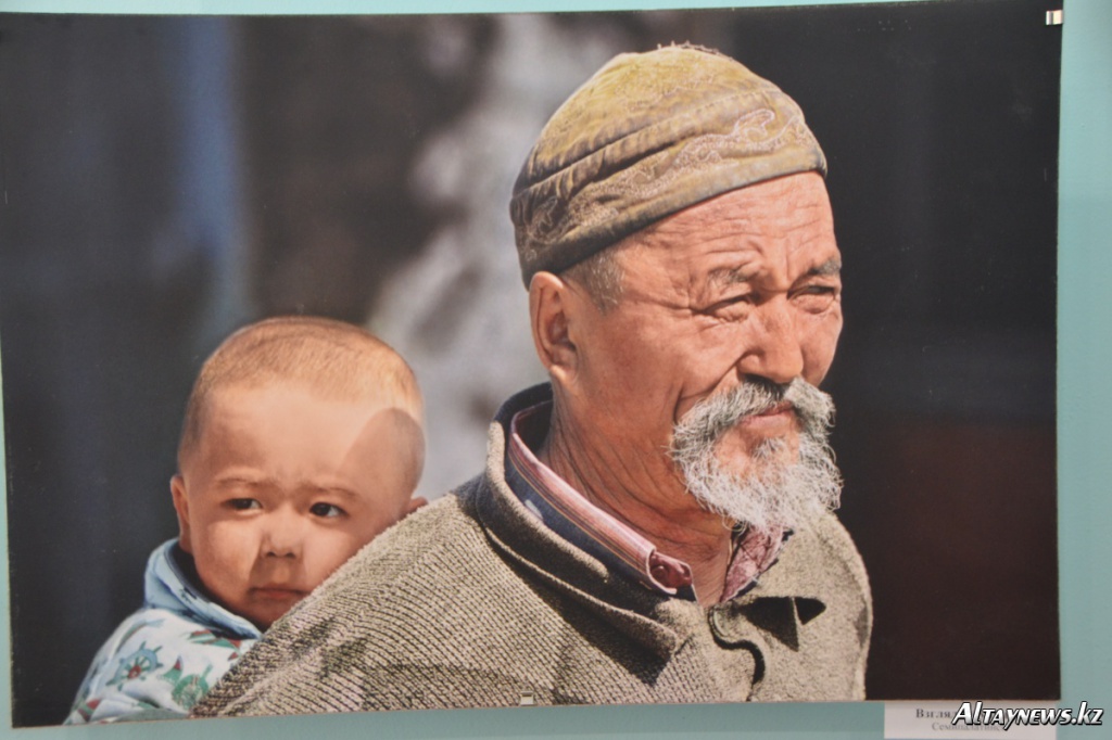 1453112005_photographer-06.jpg